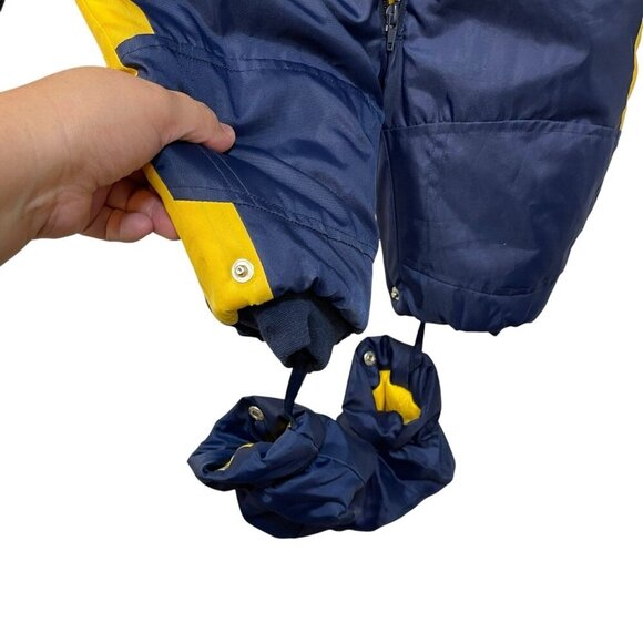 Vintage Mon Petit Infant Snowsuit Fleece Lining Bunting 12 M Mittens Booties - Picture 8 of 10